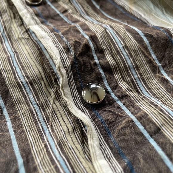 Western Style Pearl Button Up Long Sleeved Striped Shirt by 7 Diamonds - Picture 8 of 9